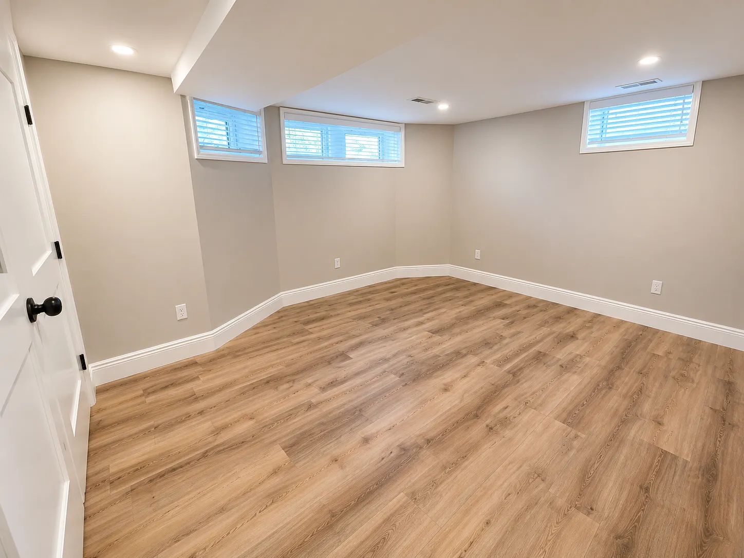 2 bed, 1100 sqft, $3,000 — Photo 3