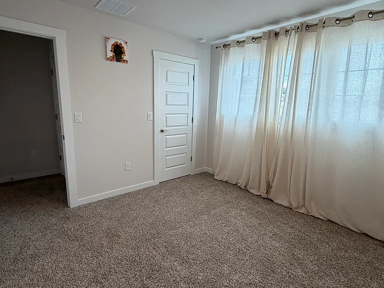 416 Barton Run Dr — Photo 16