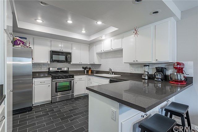 1st image of 190 Admiral Way