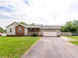 404 Rutherford Ln, Columbia, TN 38401