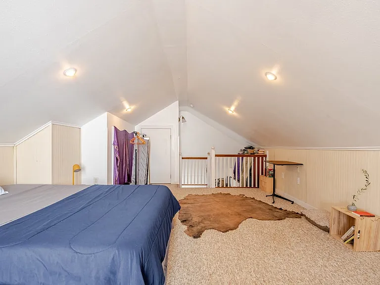 2472 Dauphine St #B — Photo 11