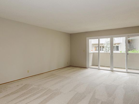 3rd image of 1898 Meridian Ave Unit 17