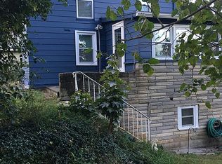 22 Walnut St, Pawling, NY 12564