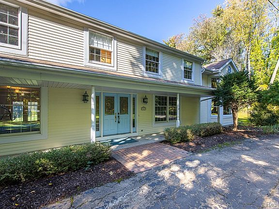 3rd image of 9391 Allen Rd