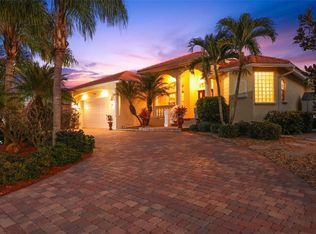 1935 Oregon Trl, Englewood, FL 34224