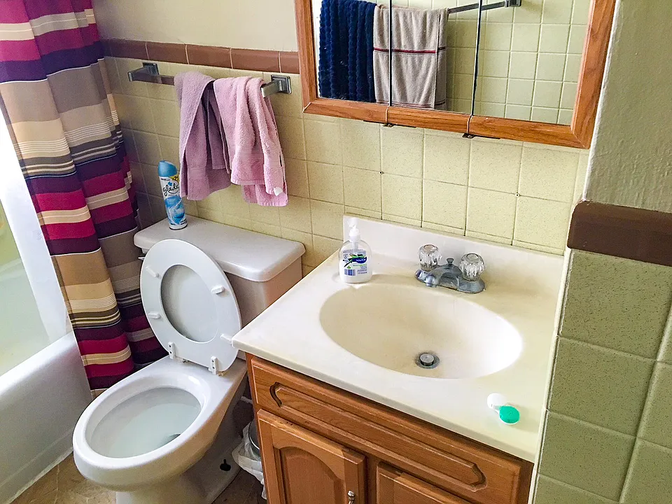 806 Bathroom_03022018