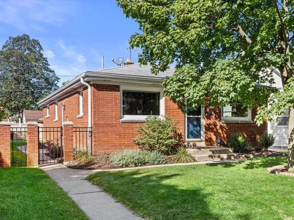 2641 S 71st STREET, Milwaukee, WI 53219