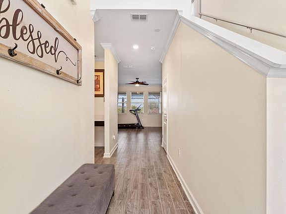 4th image of 8809 Bethpage Ln