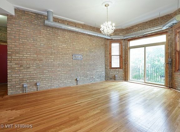3rd image of 1651 W Pratt Blvd #B-3