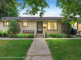 384 Hillcrest Ct, Oxford, MI 48371