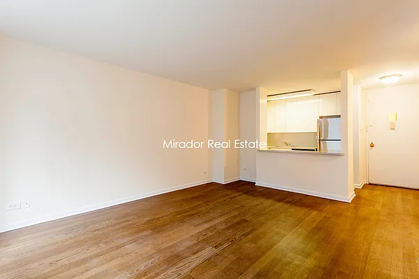 Rented by Mirador Real Estate | media 11