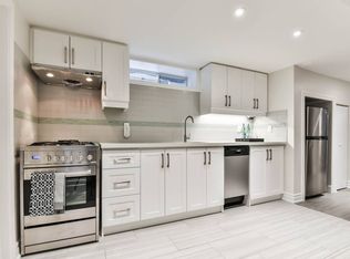 360 Roxton Rd, Toronto, ON M6G3R2