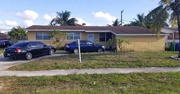 2nd image of 1330 NW 197th St