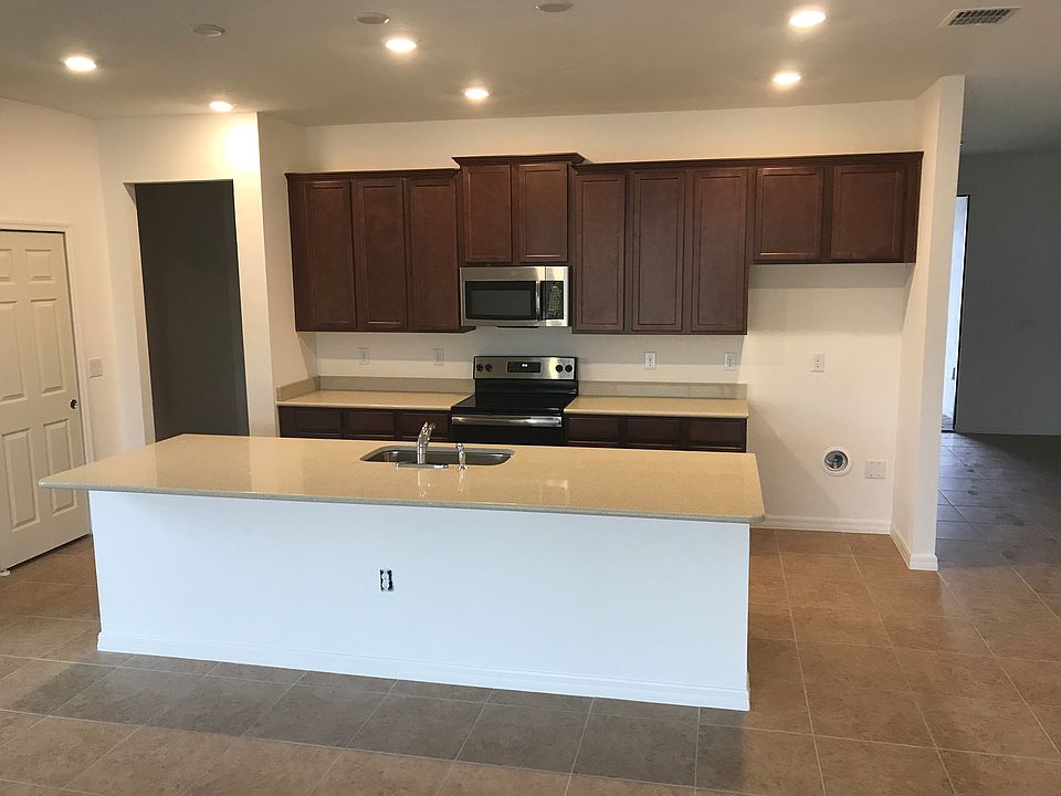 2nd image of 14356 Hidden Ct