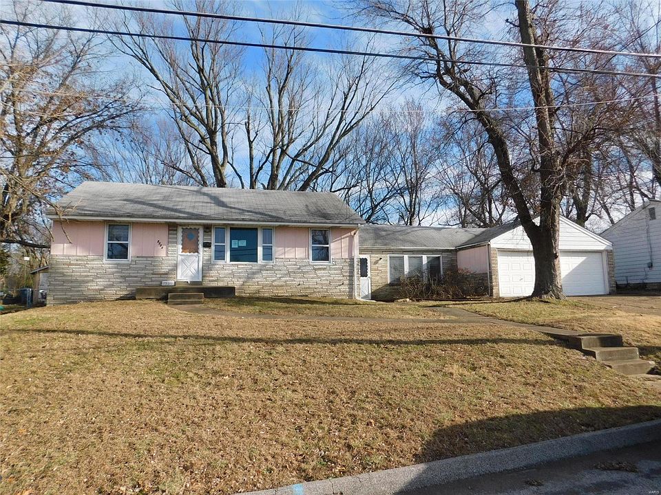 1st image of 2220 Hood Ave