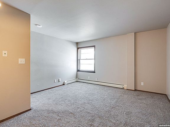 4th image of 518 Isabella St #524