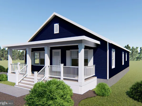 23 Lake Dr, Colonial Beach, VA 22443