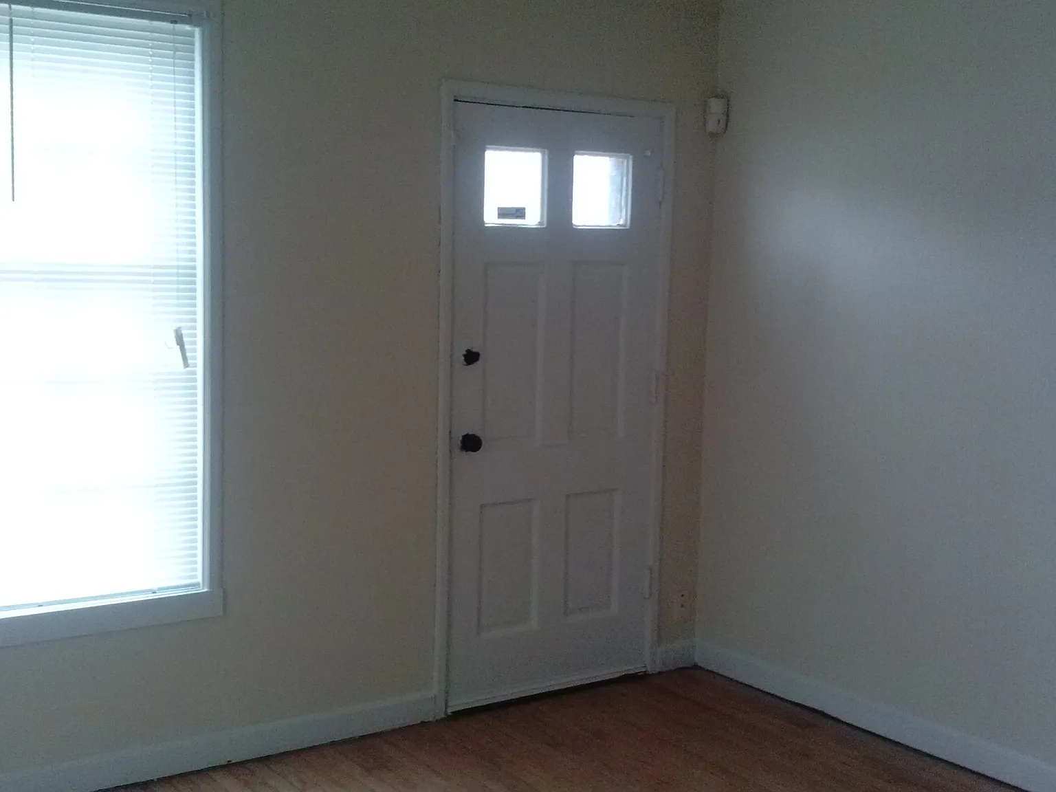 2 bed, 1250 sqft, $1,250 — Photo 3