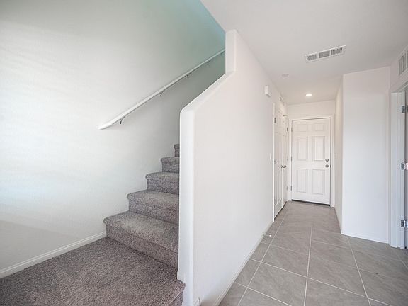 3rd image of 1148 Tektite Ave