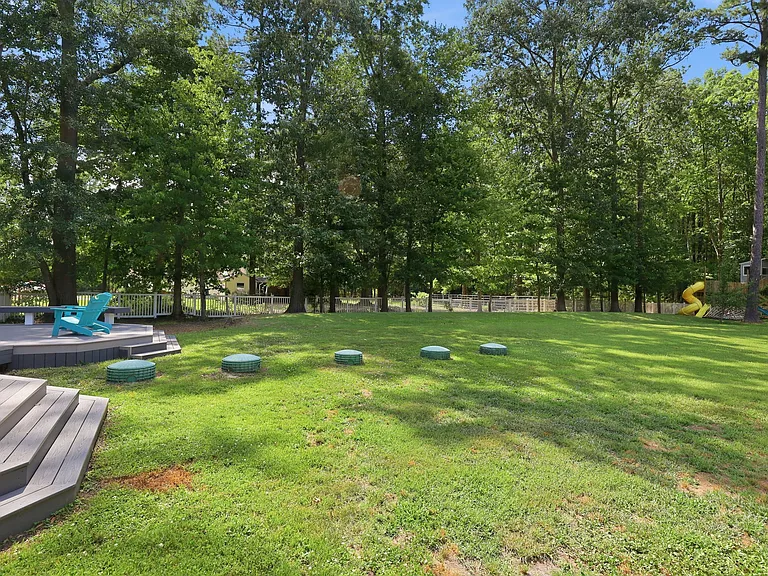 1041 Scenic Blvd — Photo 46