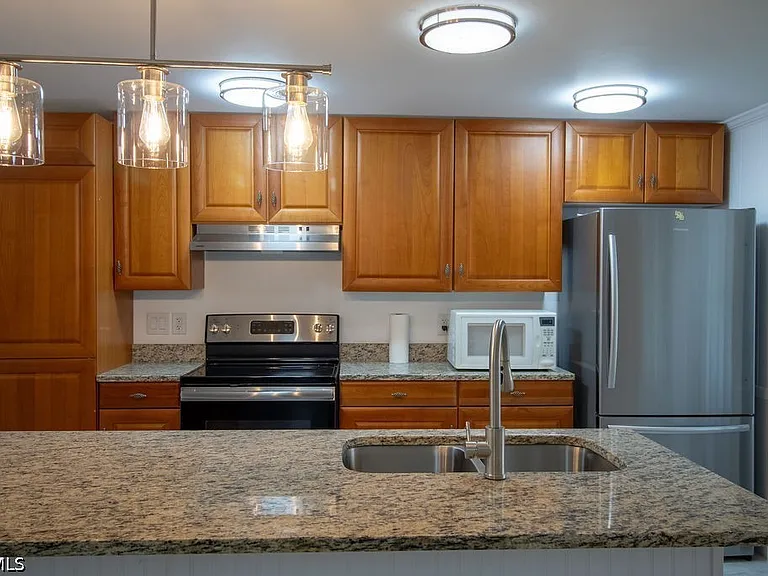 5506 Virginia Dare Ln — Photo 12