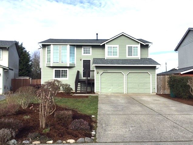 1st image of 5615 107th St NE