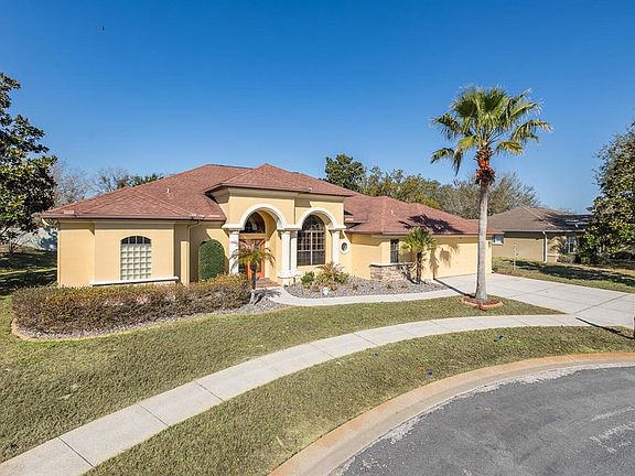 2nd image of 427 Archway Dr