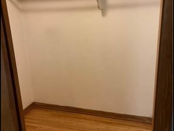2nd image of 9 Ferndale Dr Floor 2