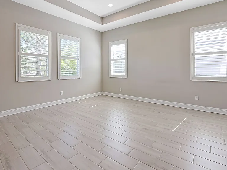 6133 Lungo Lago Dr — Photo 21