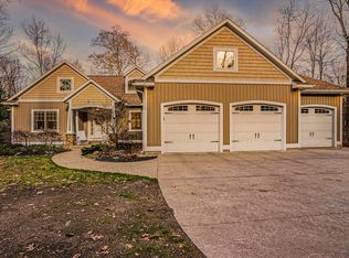 5819 Hunters Rdg, Fennville, MI 49408