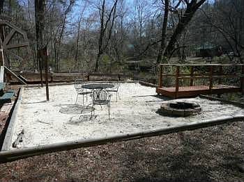 5th image of 215 Newport Dr