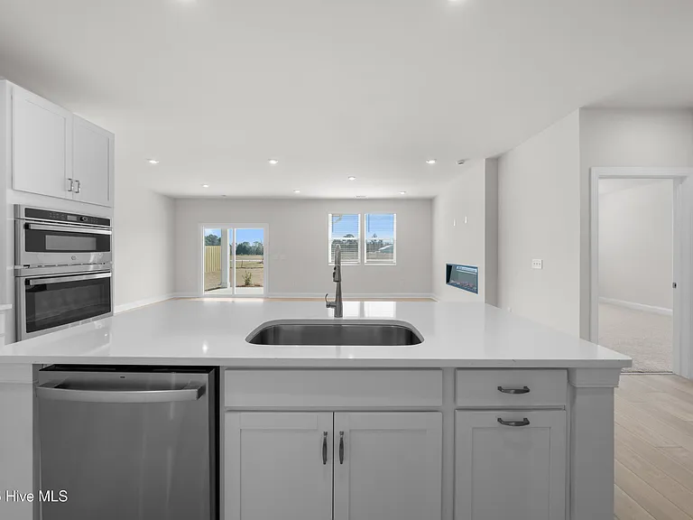 7418 Linda Vista Ln — Photo 19