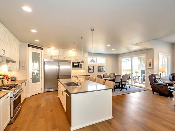 5th image of 12104 91st Avenue Ct E