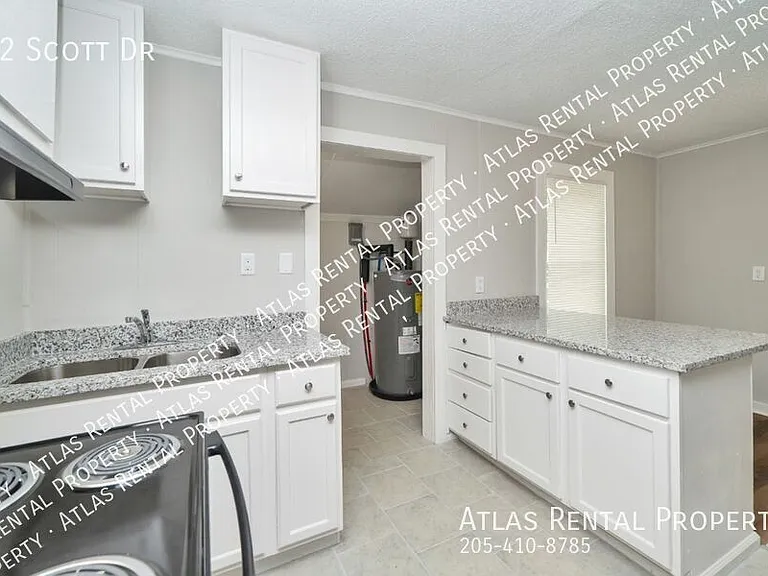 92 Scott Dr — Photo 16