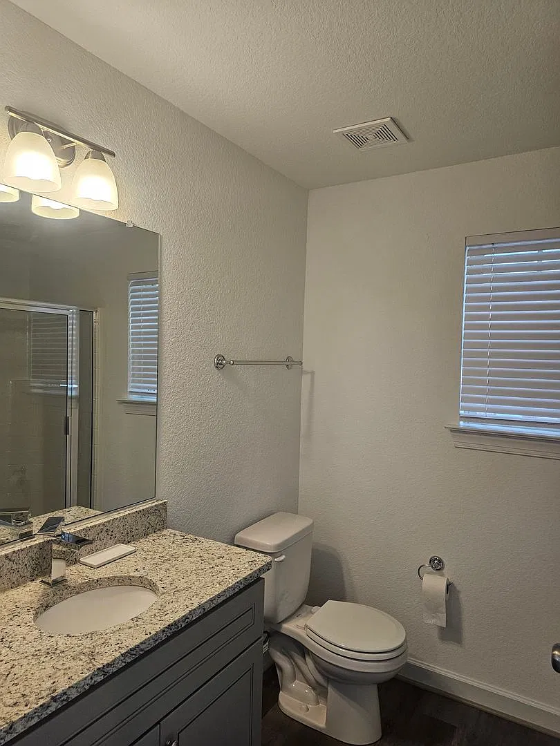 4335 Pinter Lane — Photo 3