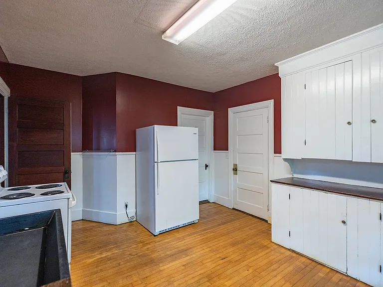 14 Elm St #1 — Photo 13