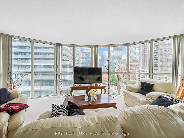 24 Wellesley St W #1113 — Photo 23