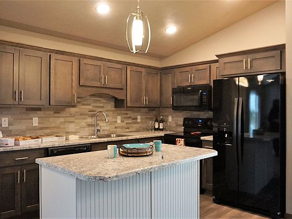 2nd image of 2523 Colton Dr