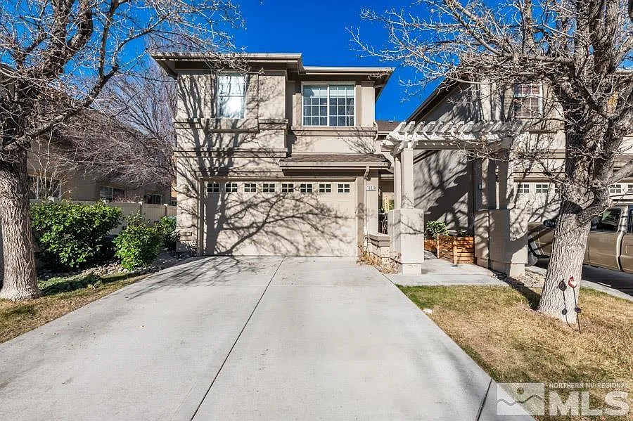 11013 Colton Dr photo 1