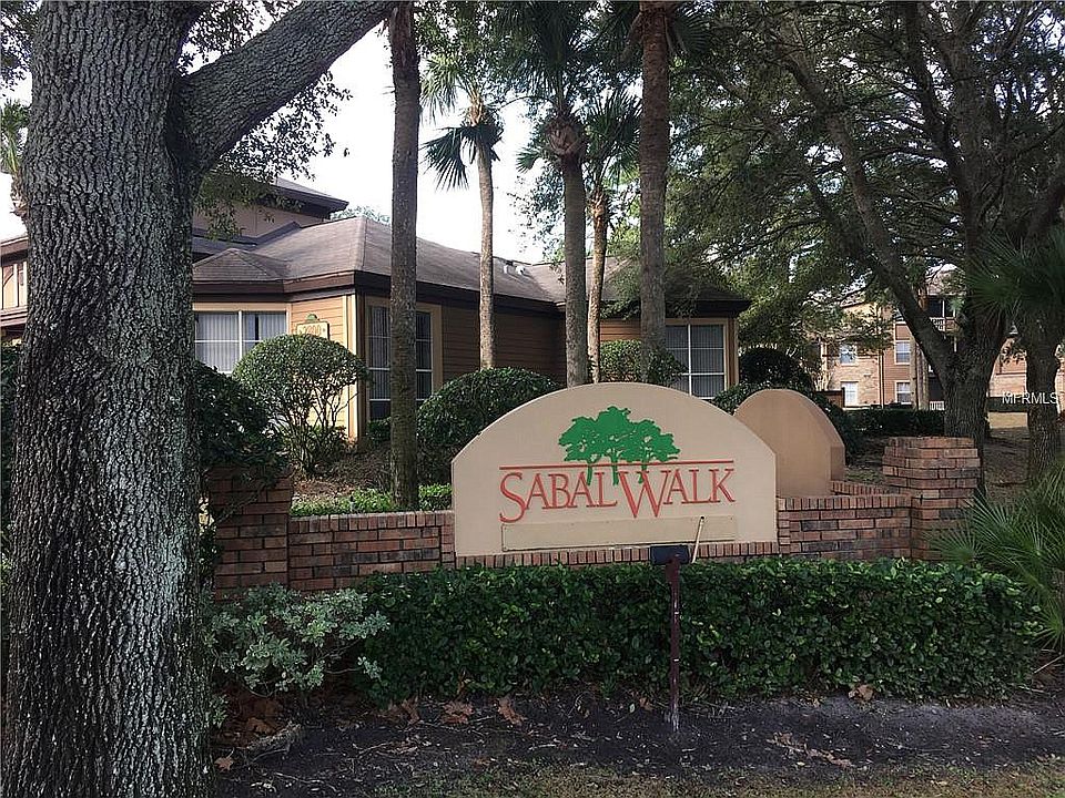 sabal walk enterance