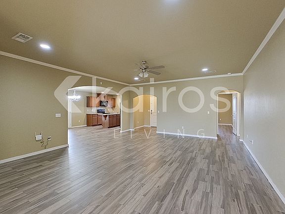 3rd image of 7406 Vail Dr