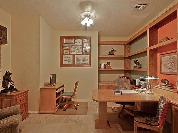 4th image of 2451 Coral Brooke Dr
