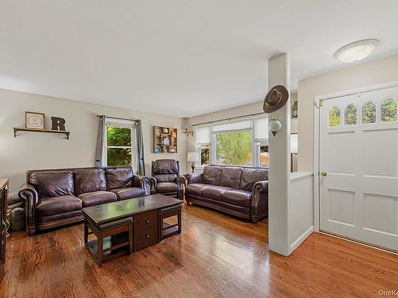 5th image of 15 Peters Road
