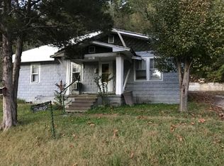 623 Lloyd St, Jellico, TN 37762
