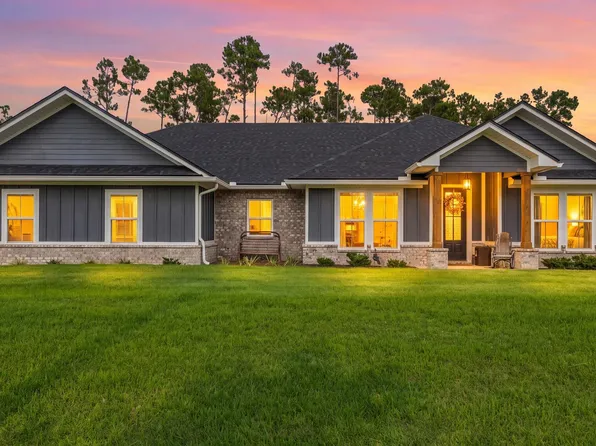 9716 Sweetfield Ln, Southport, FL 32409