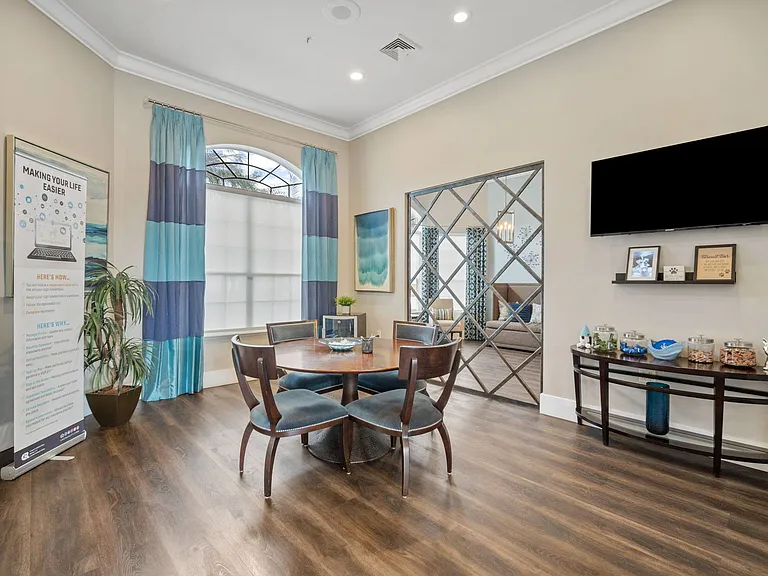 The Grand Reserve at Tampa Palms Apartments — Photo 39