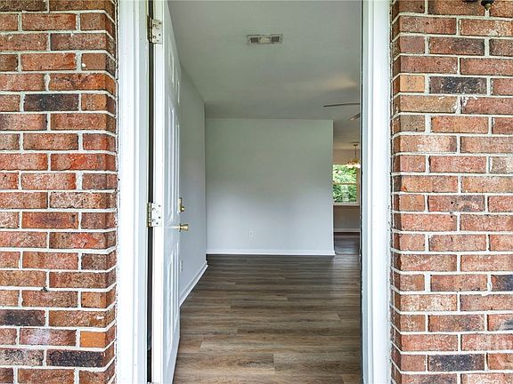 3rd image of 300 Garden Acres Way