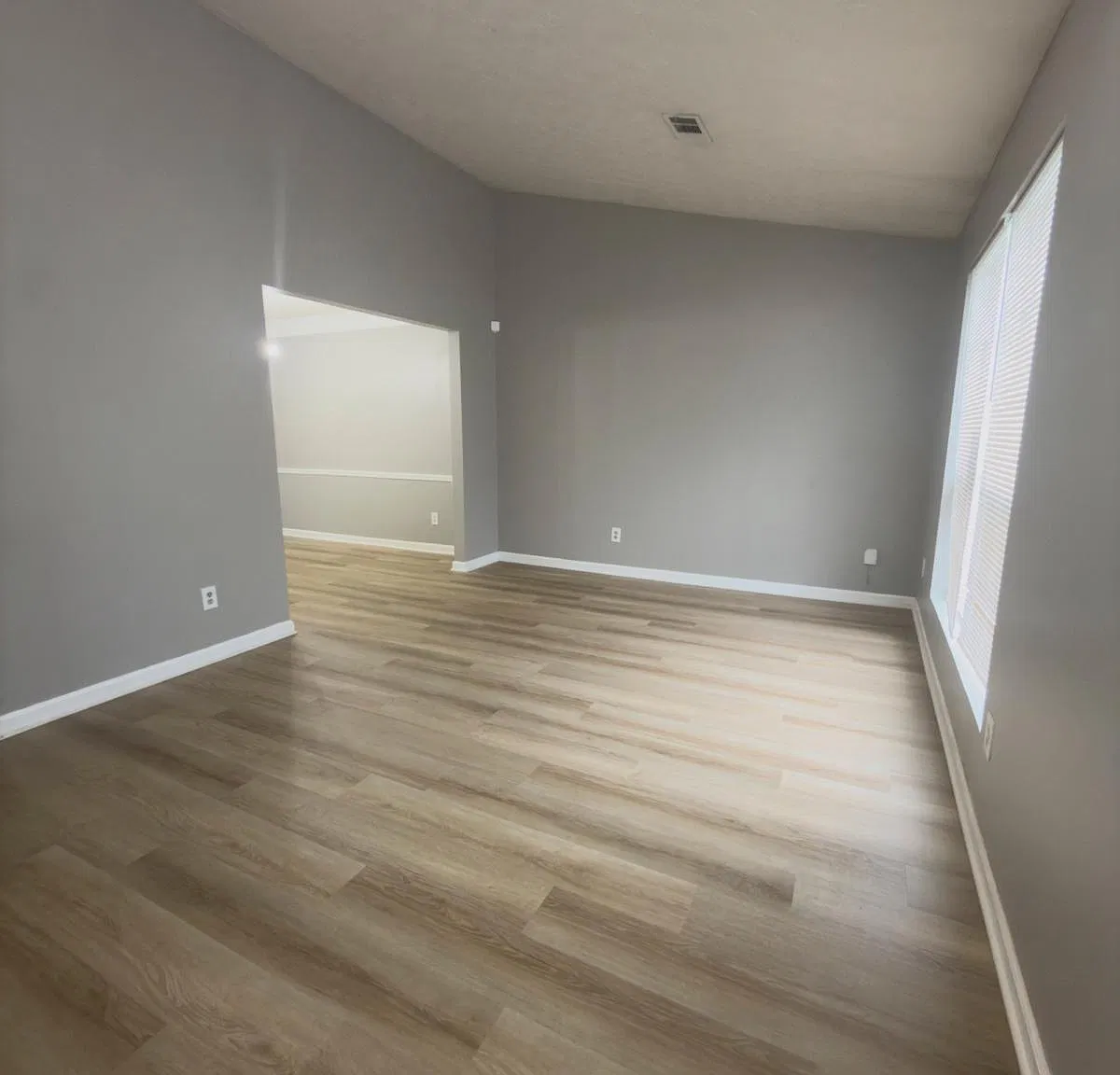 3 bed, 2.0 bath, $1,849 — Photo 4