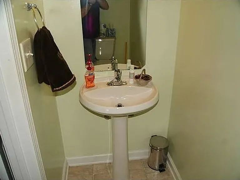 21 Canary Ct — Photo 8
