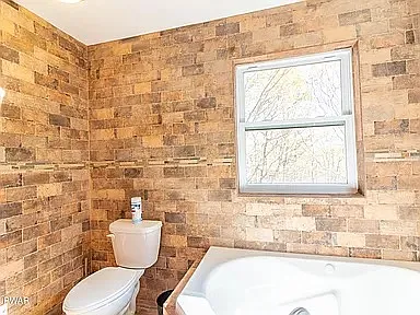 111 Woodcrest Dr — Photo 12